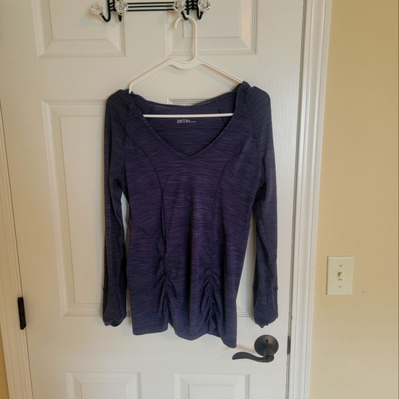 Zella workout hoodie - Picture 1 of 4